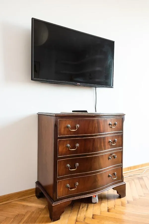 Plac Wilsona 2-Bedroom Apartment Warsaw
