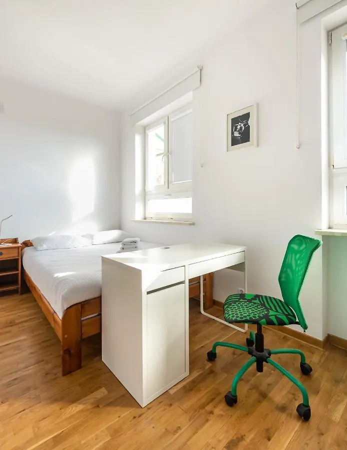 Plac Wilsona 2-Bedroom Apartment Warsaw